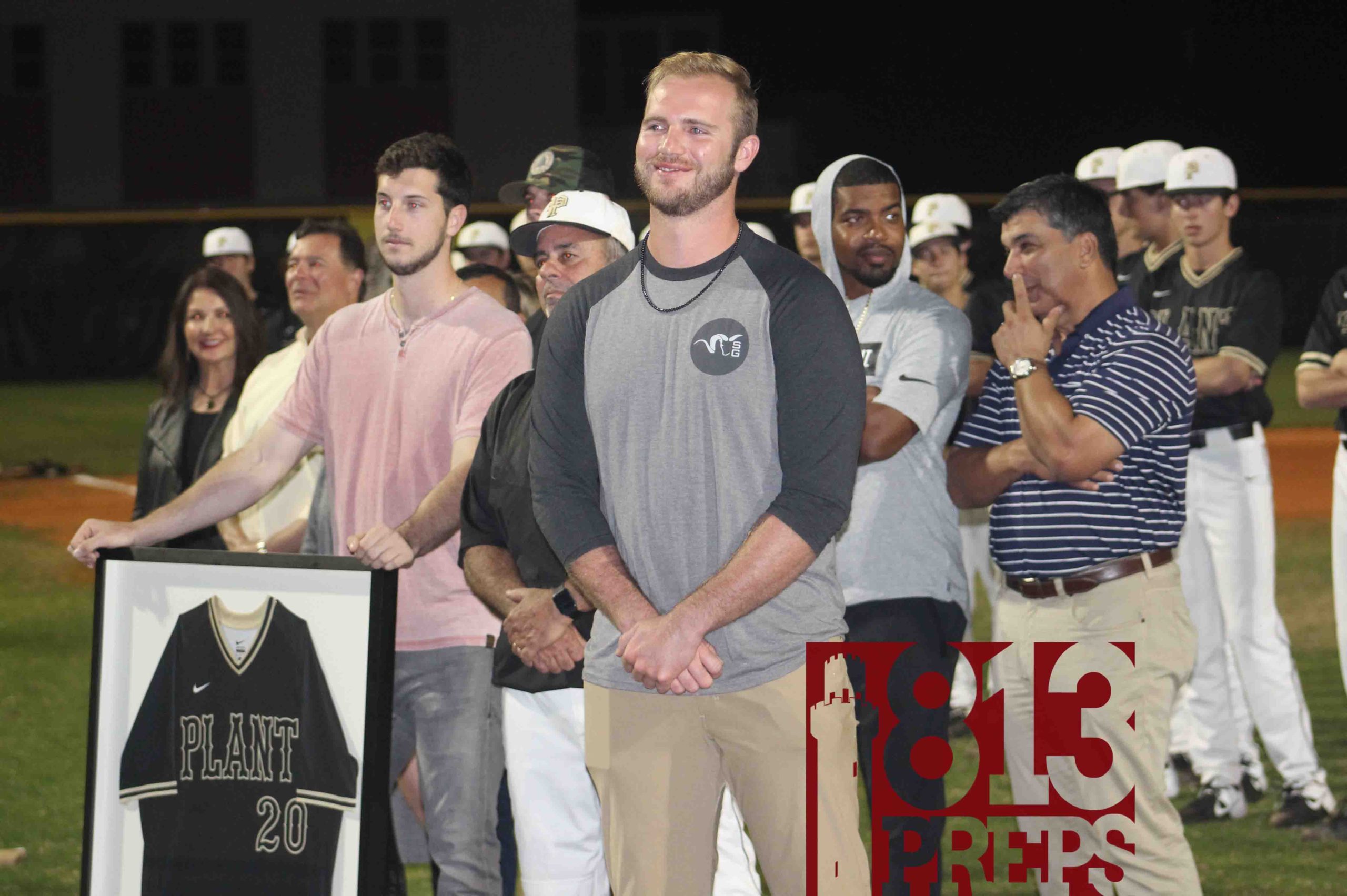 Plant welcomes ROY Alonso to retired jersey tradition 