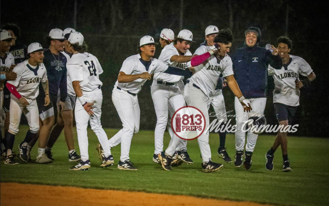 Campos walks off Alonso win against Gaither